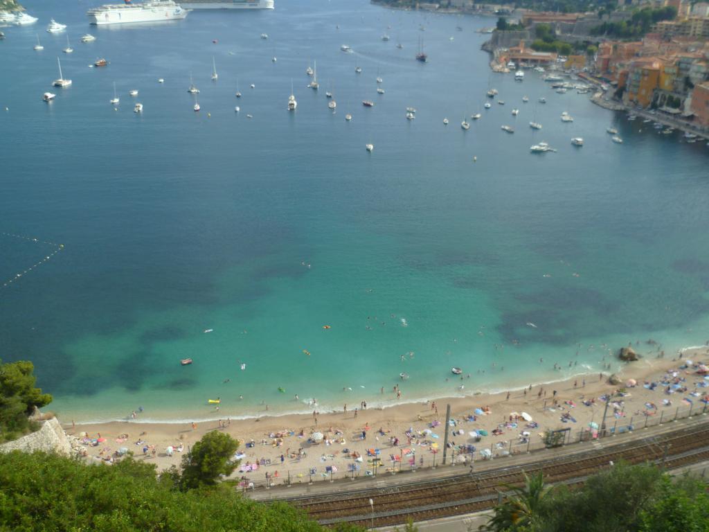 Appartement Charme Et Coeur Villefranche-sur-Mer Exterior foto